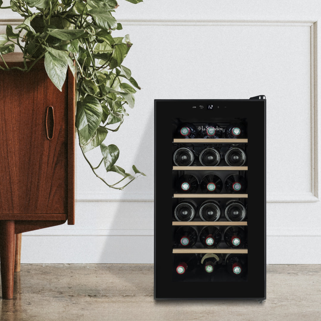 18SILENCE - Weinkühlschrank mit lüfterlose Hybridkühlung für 18 Flaschen