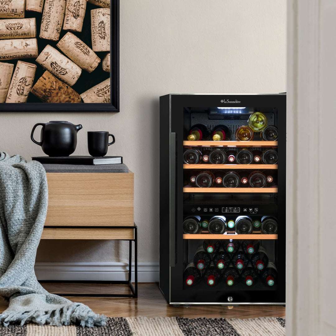 ECS51.2Z - Smarter 2-Zonen Weinkühlschrank für 49 Flaschen